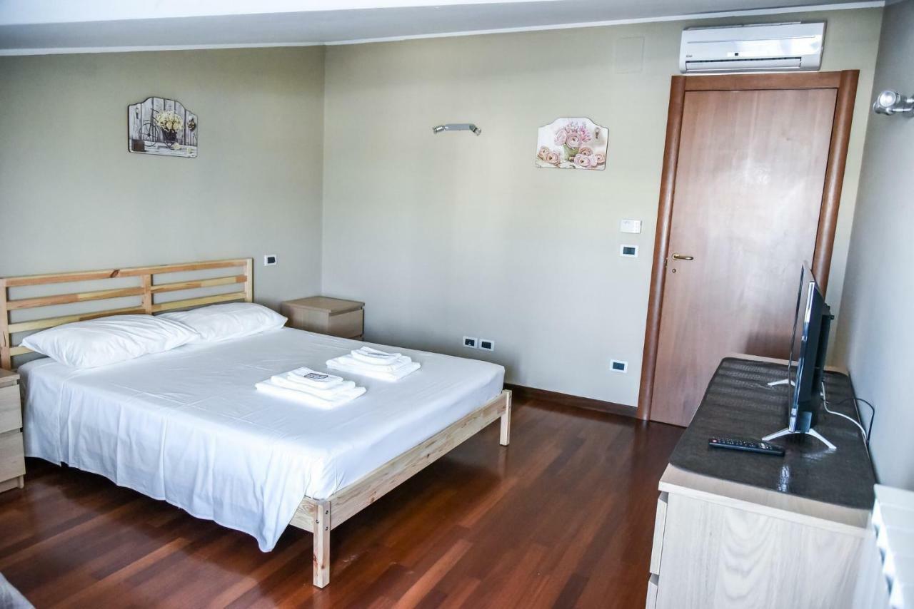 شقة Attic Aries Montesilvano Marina المظهر الخارجي الصورة